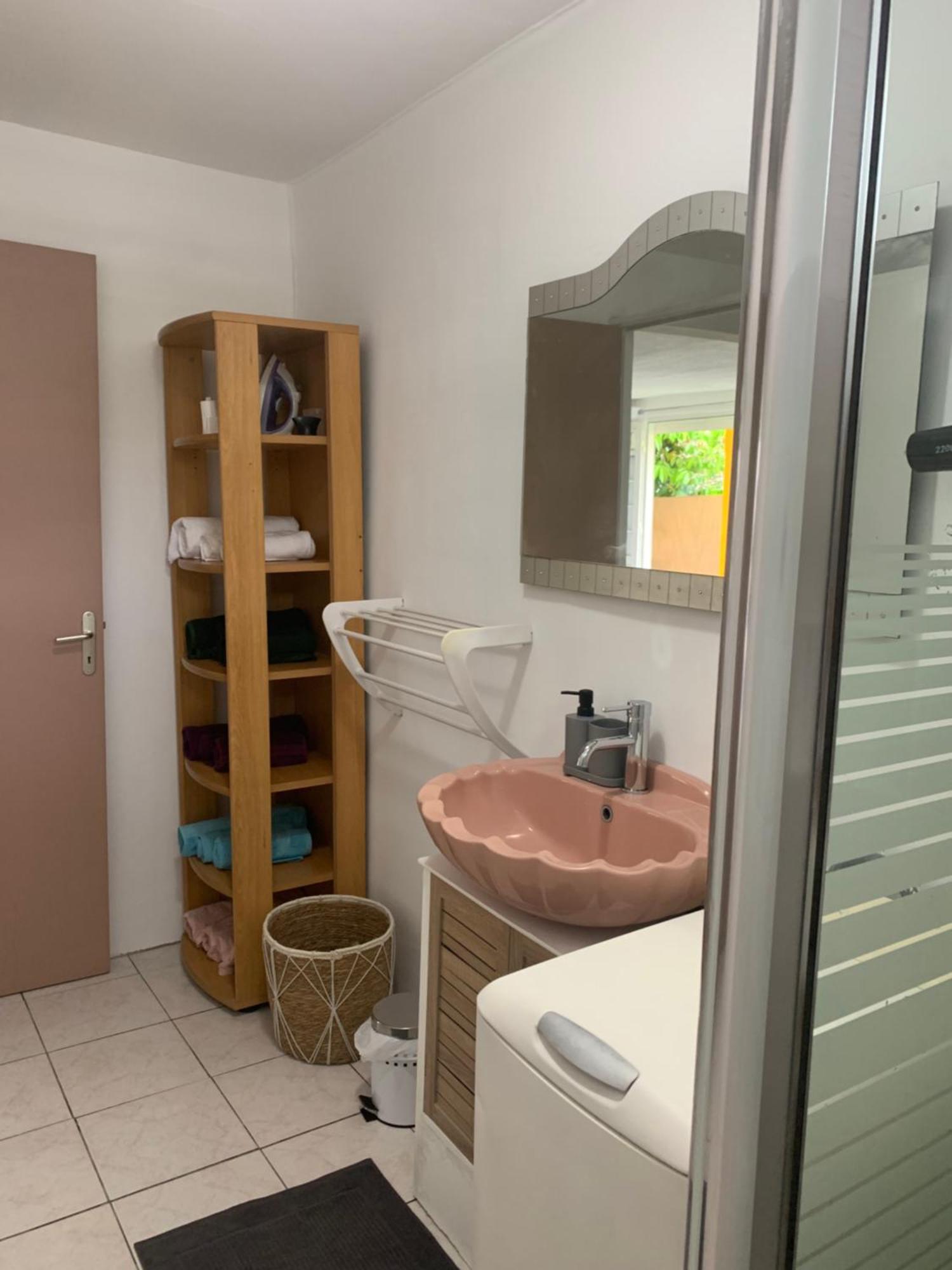 Bas De Villa De 3 Chambres Et Spa Vieux-Habitants Zewnętrze zdjęcie